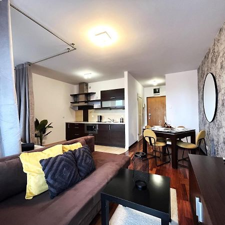 Jagielly Apartment ~ Self Check-In 24H ~ Parking & Lift Breslau Exterior foto