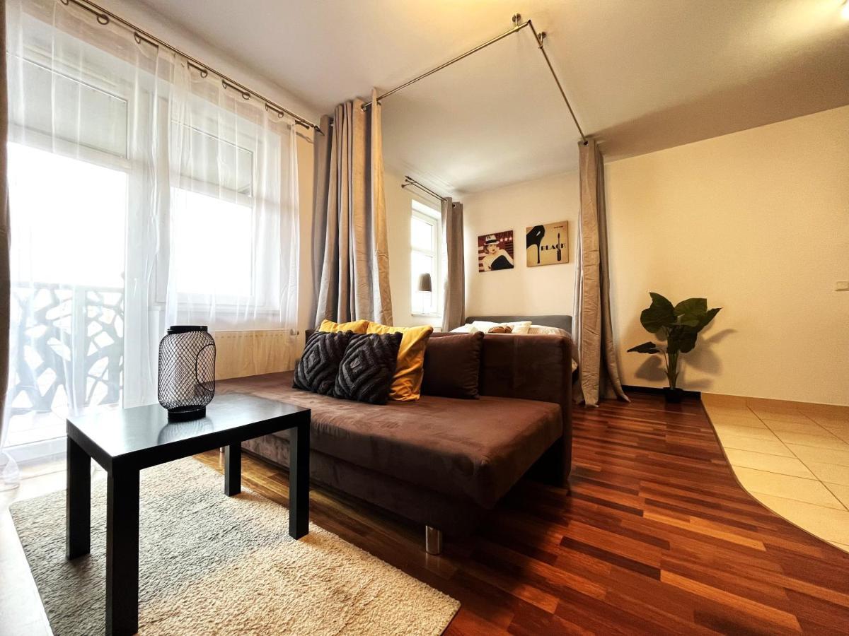 Jagielly Apartment ~ Self Check-In 24H ~ Parking & Lift Breslau Exterior foto