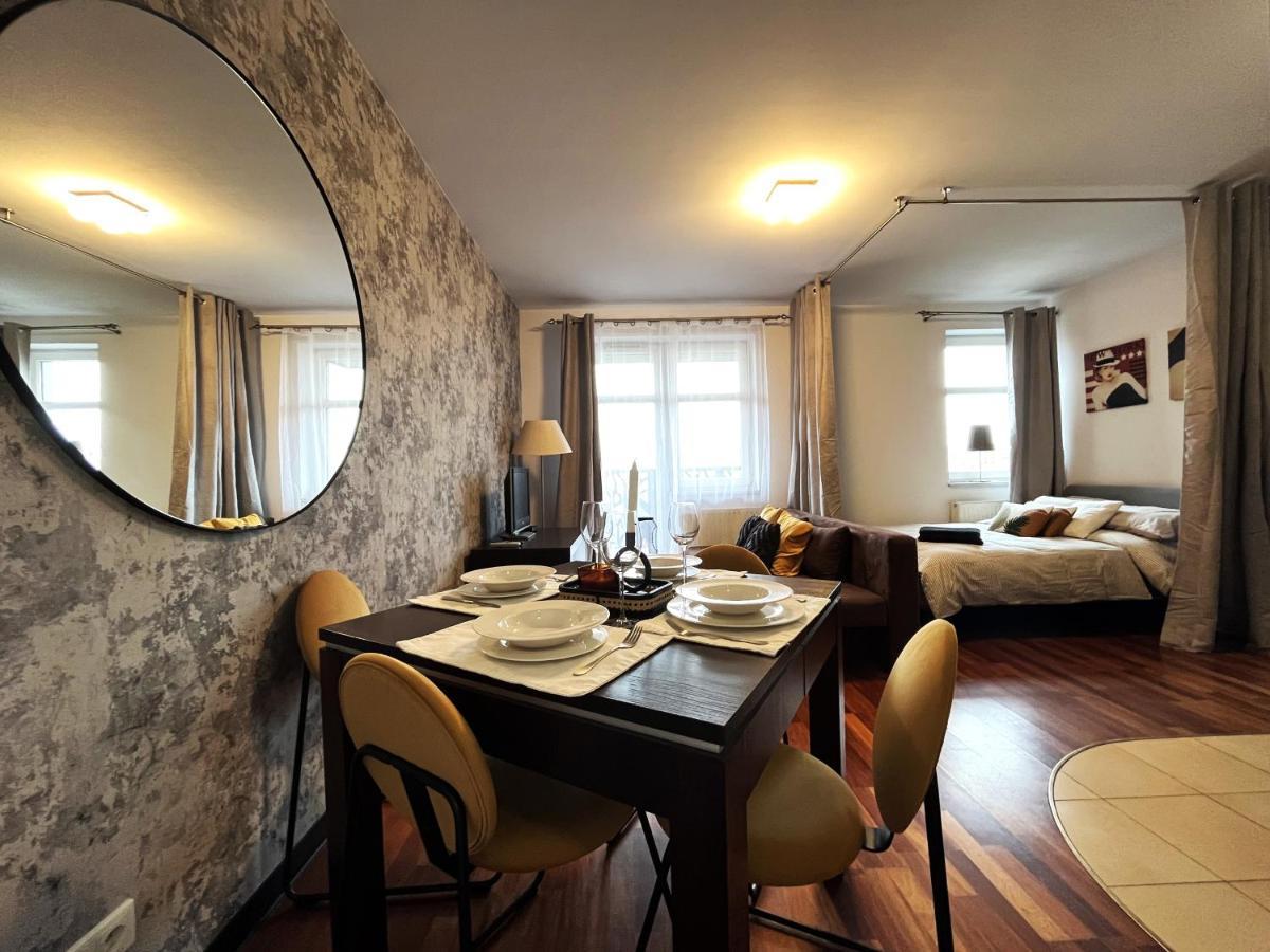 Jagielly Apartment ~ Self Check-In 24H ~ Parking & Lift Breslau Exterior foto